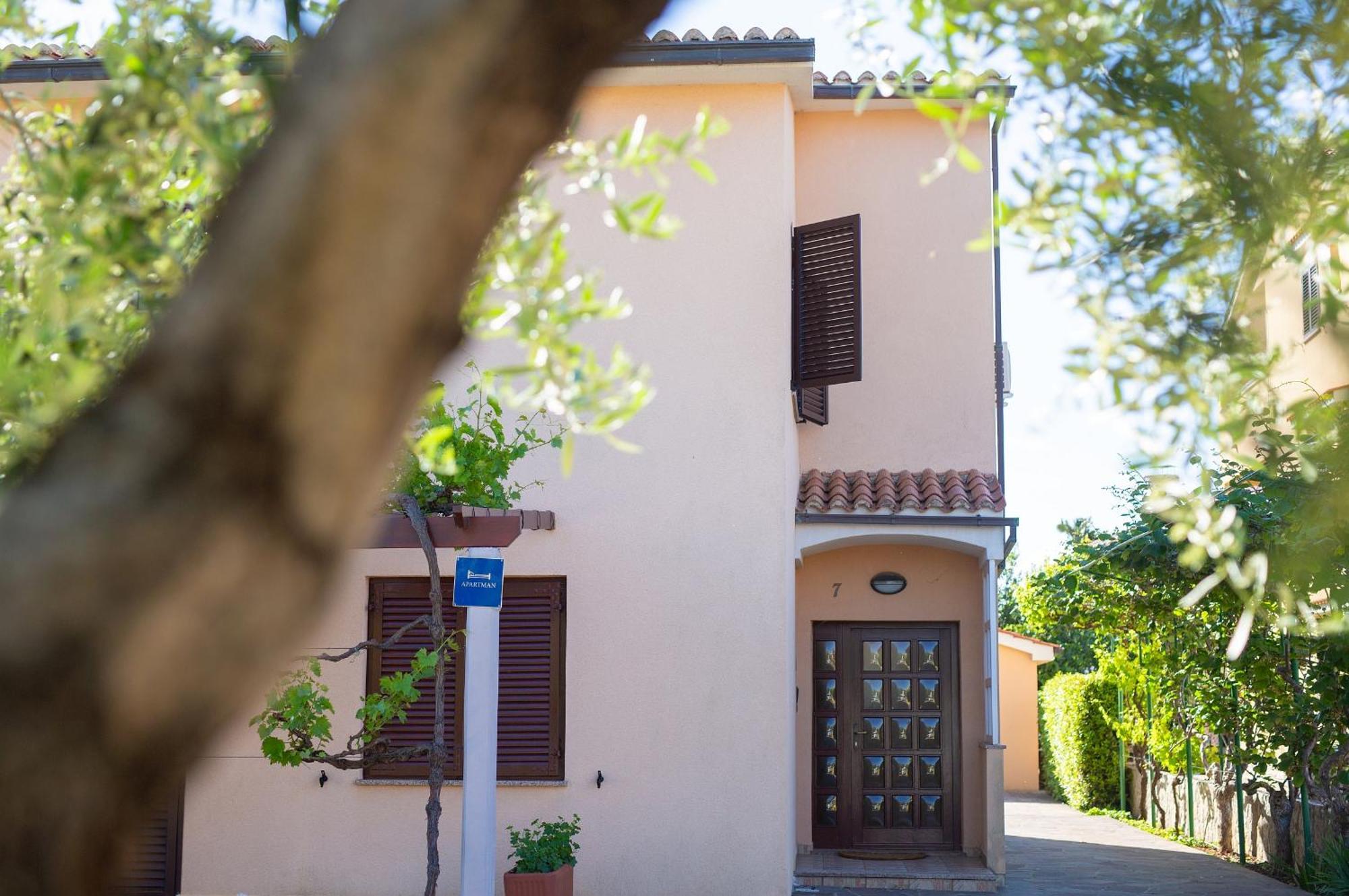 Apartamento Sokolovski Krk Town