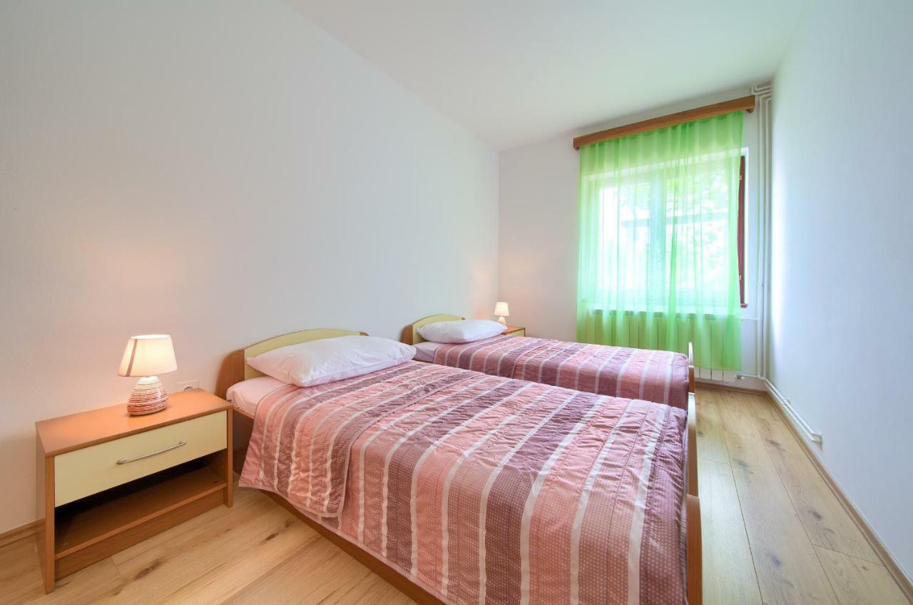 Sokolovski Apartamento Krk Town